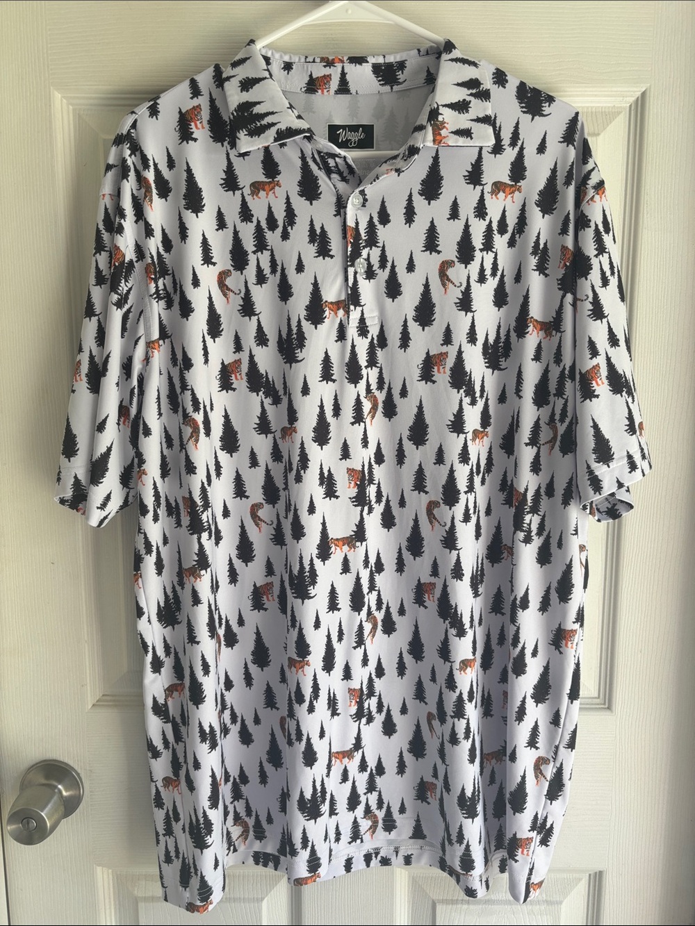 Waggle Golf White Polo with Black Tree & Orange Tiger